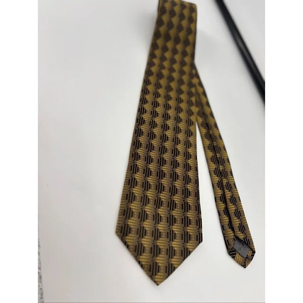 Robert Talbott Best of Class Silk Tie Gold Black Geometric USA